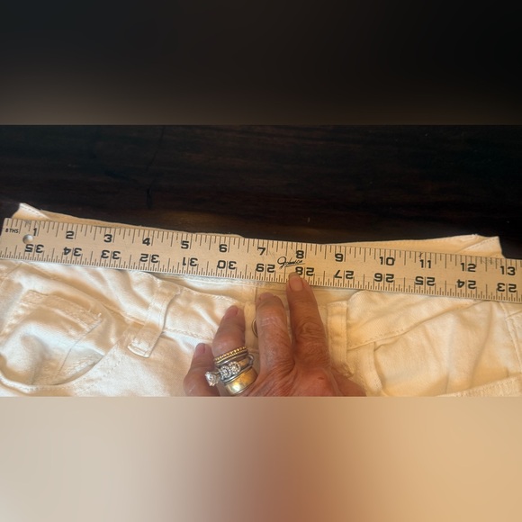 SWANK high waist distressed white jean shorts… have a lot of stretch size sm 4/6 - Picture 5 of 7